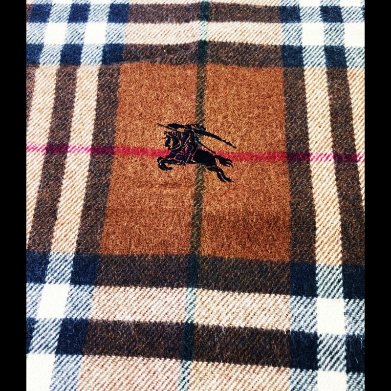 Burberry 咖色格紋多用途披肩-7