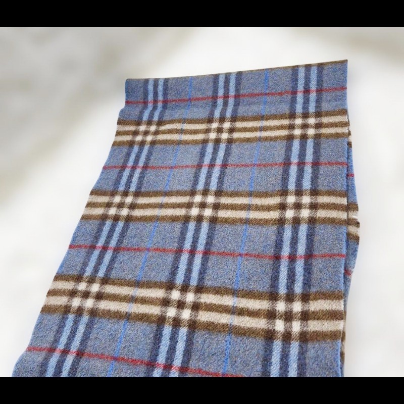 Burberry 霧霾藍格紋羊絨圍巾-9