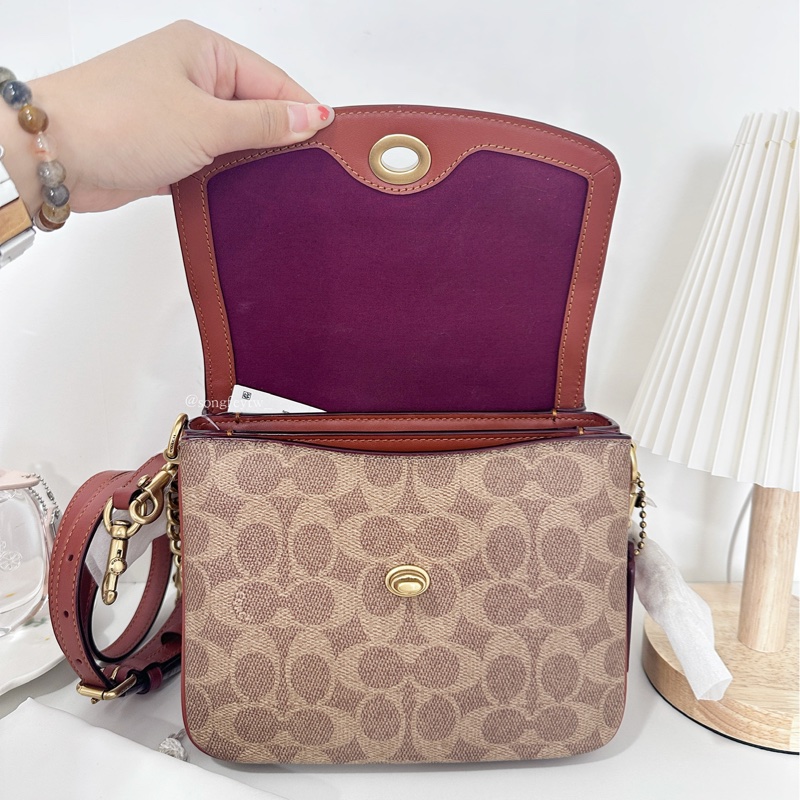 Coach 專櫃款 Cassie系列 19 郵差包-3