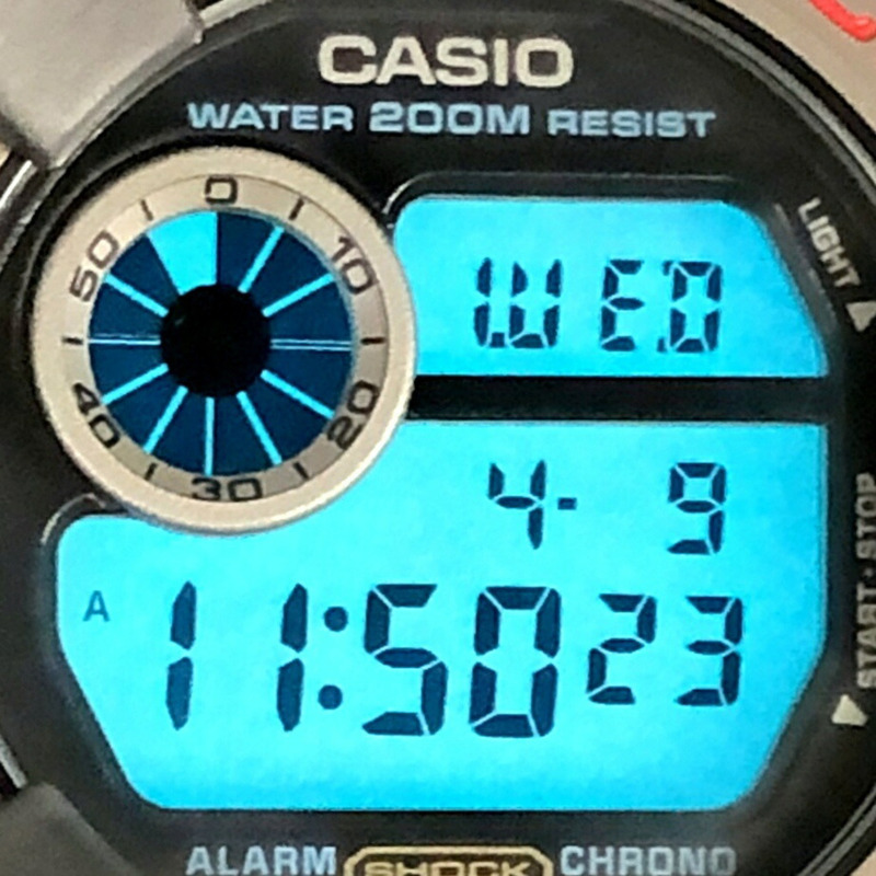 Casio G-SHOCK FROGMAN DW-8200-1A 手錶，第二代 Frogman，鈦金屬錶殼，EL 背光，紅/深灰色，1995 年 6 月發布，Mikunigaoka 商店，ITCYRXFS5KJW-8