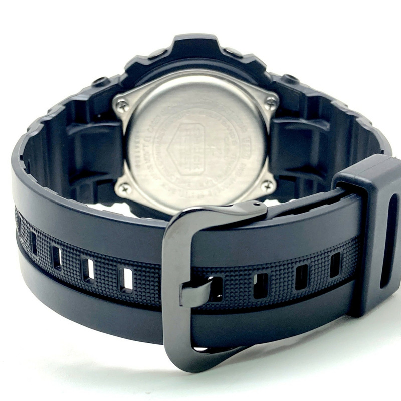 卡西歐 G-SHOCK AWG-M100SBB-1A 電波太陽能手錶，具備 Tough Solar 太陽能動力、六局電波接收、LED 照明、小巧尺寸、純黑色錶盤，2016 年 11 月發布，Mikunigaoka 商店，ITRLHVSTJB82-5