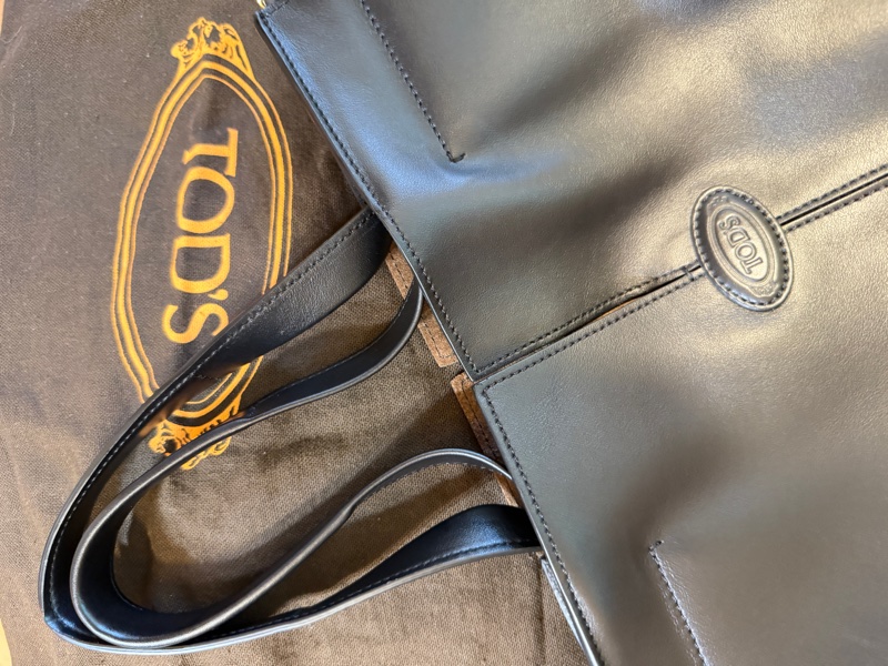 專櫃正品 TOD’S 黑色牛皮托特包 肩背包 斜背包 手提包 黑色牛皮 附小包 可調式長背帶-21