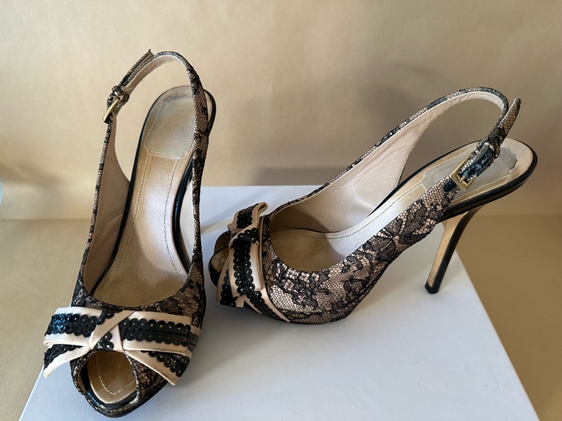 Dior蕾絲緞面高跟鞋-3