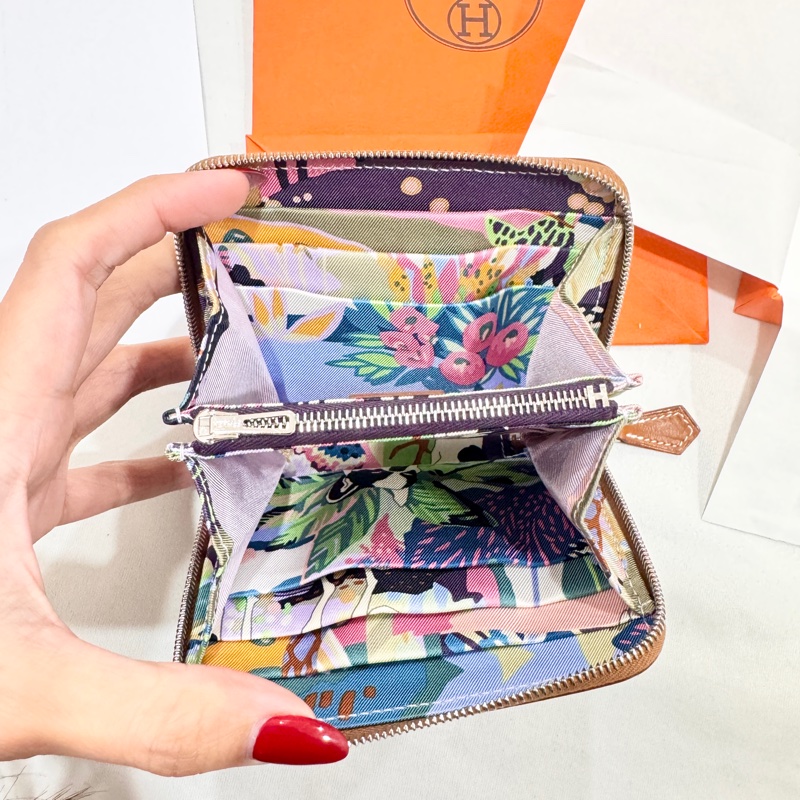 愛馬仕 silk in絲巾短夾 金棕色 狗來富-3