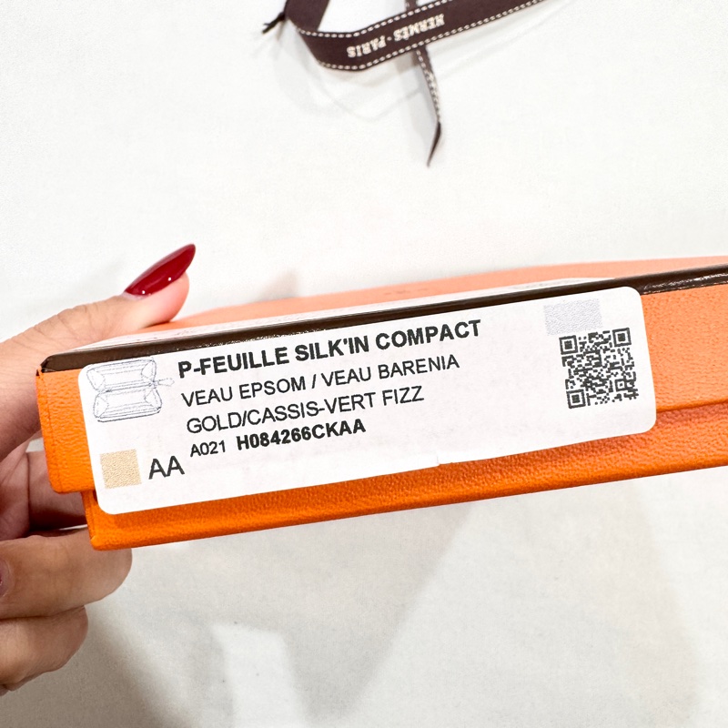 愛馬仕 silk in絲巾短夾 金棕色 狗來富-8