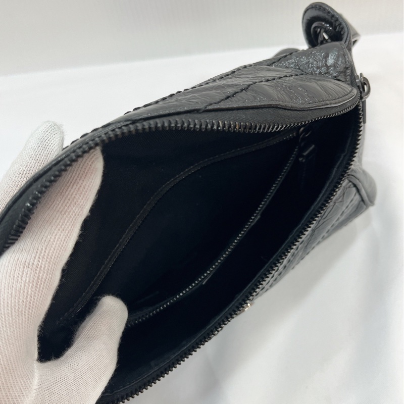 YSL Niki胸腰包-16