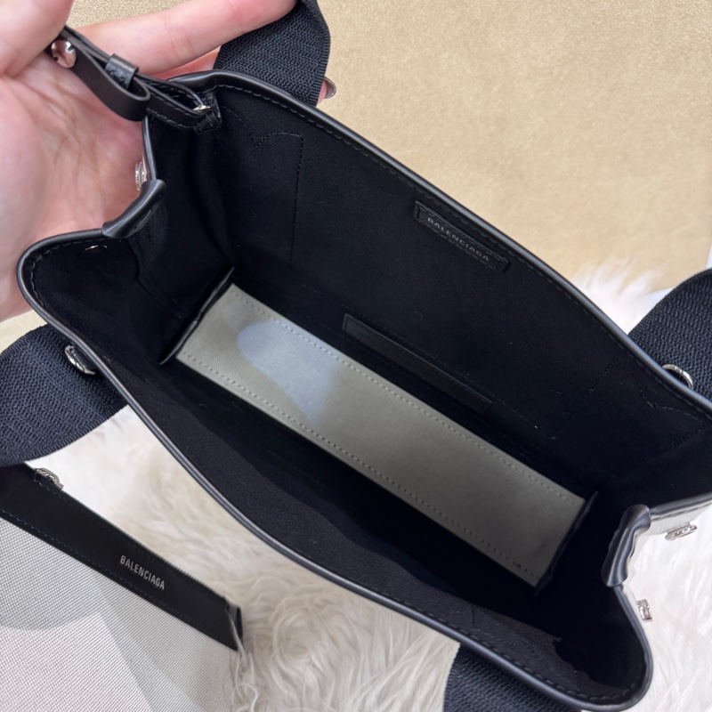 Baleciaga Navy Cabas XS 米帆布手提斜背包 近全新-8