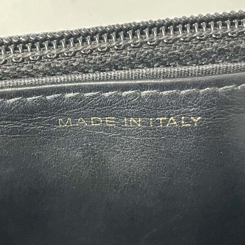 CHANEL LE BOY CAVIAR-8