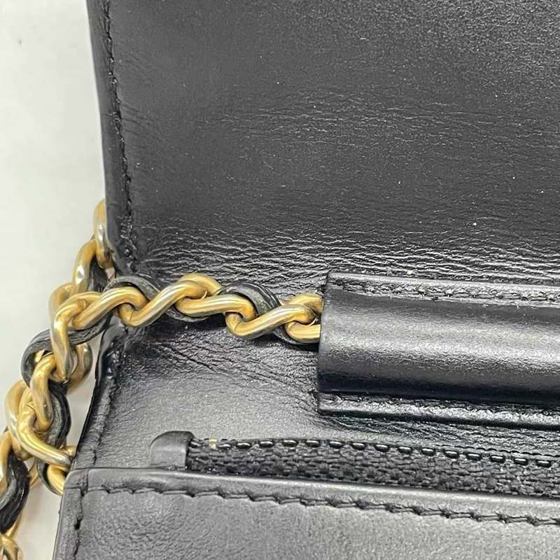 CHANEL LE BOY CAVIAR-21