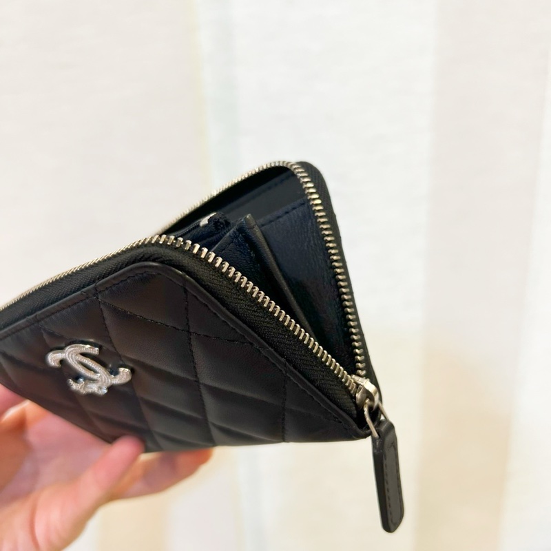 Chanel 新款拉鍊零錢卡包 黑羊皮星星水鑽 晶片款 全新離櫃未使用-11