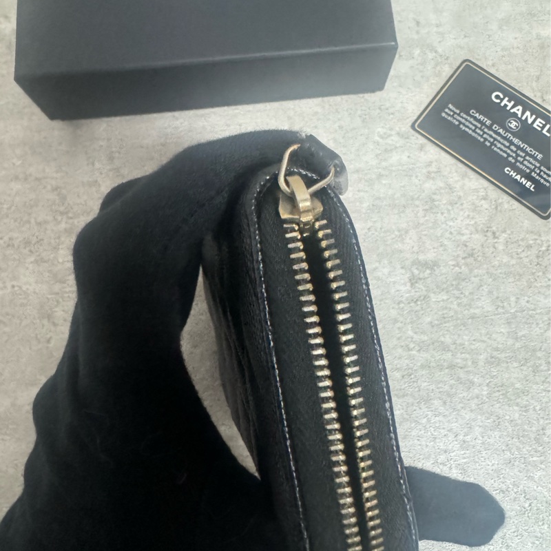 正品 Chanel 經典荔枝皮拉鍊中夾-10