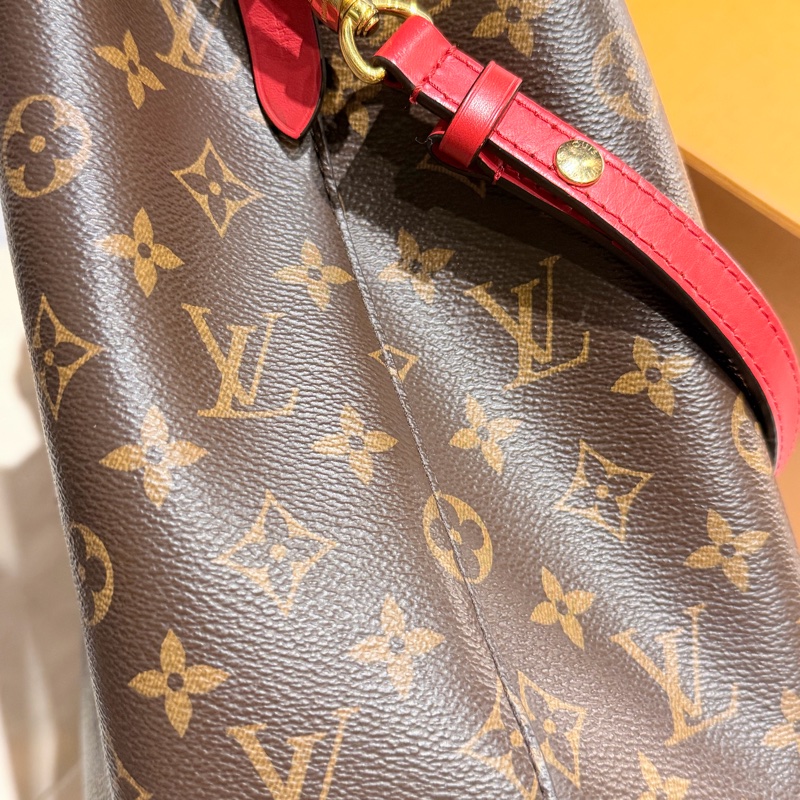 LV 水桶包 路易威登 NEONOE 老花水桶 肩背包-5