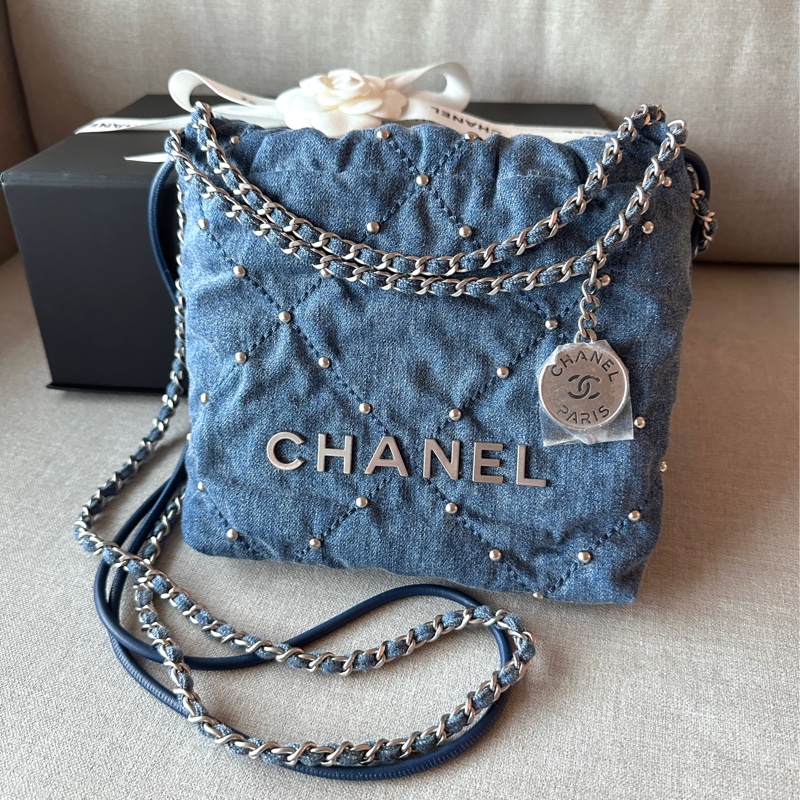 Chanel 22bag mini 牛仔丹寧 珍珠卯釘 全新 台灣購證-0