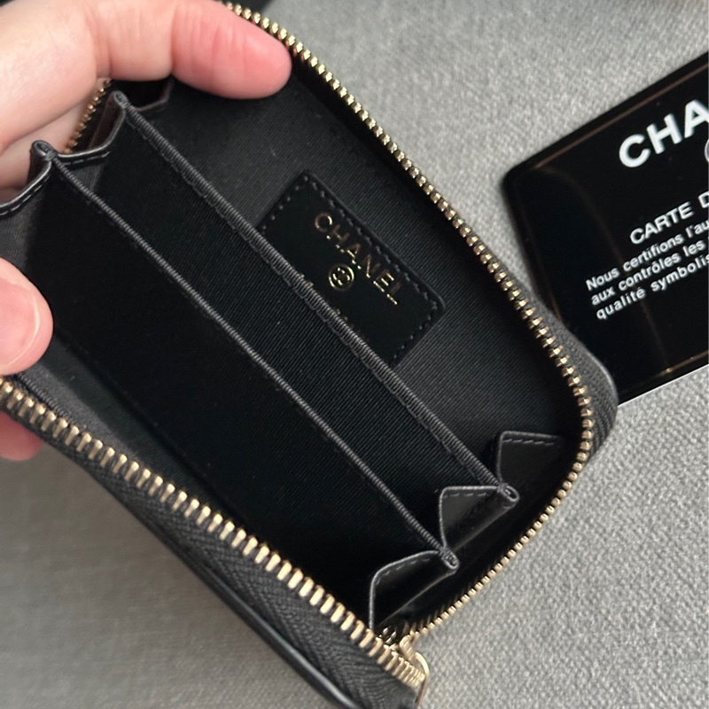 Chanel香奈兒全新絕美奶茶色限量Filigree Vanity 拚色款拉鍊錢包 零錢包-27