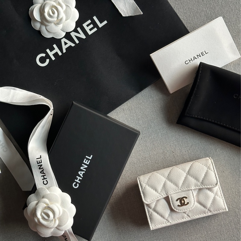 Chanel香奈兒全新經典絕美白色三折迷你短夾 錢包-11