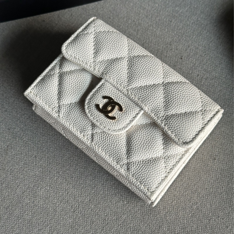 Chanel香奈兒全新經典絕美白色三折迷你短夾 錢包-12