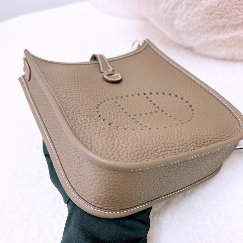 Hermes mini evelyne K 大象灰銀扣-8