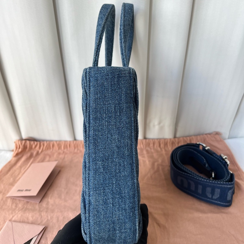 MIUMIU 牛仔丹寧琴譜包 手提單肩斜挎包 附件防塵袋 肩帶-2