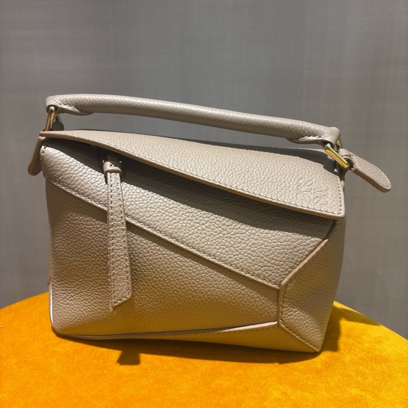 LOEWE mini puzzle （杏色、奶茶色）-3