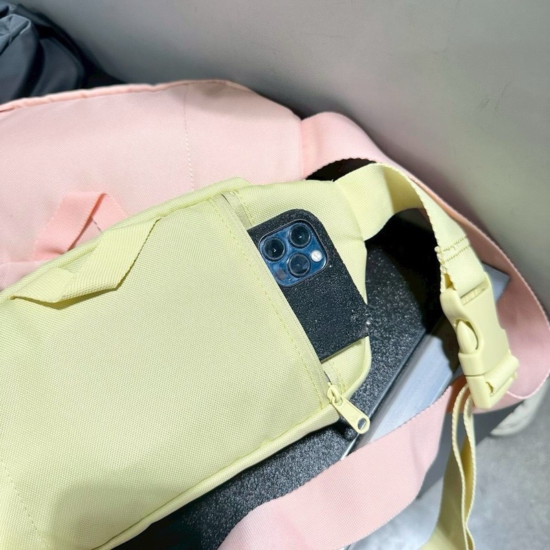 美國Adidas 糖果色小腰包-4