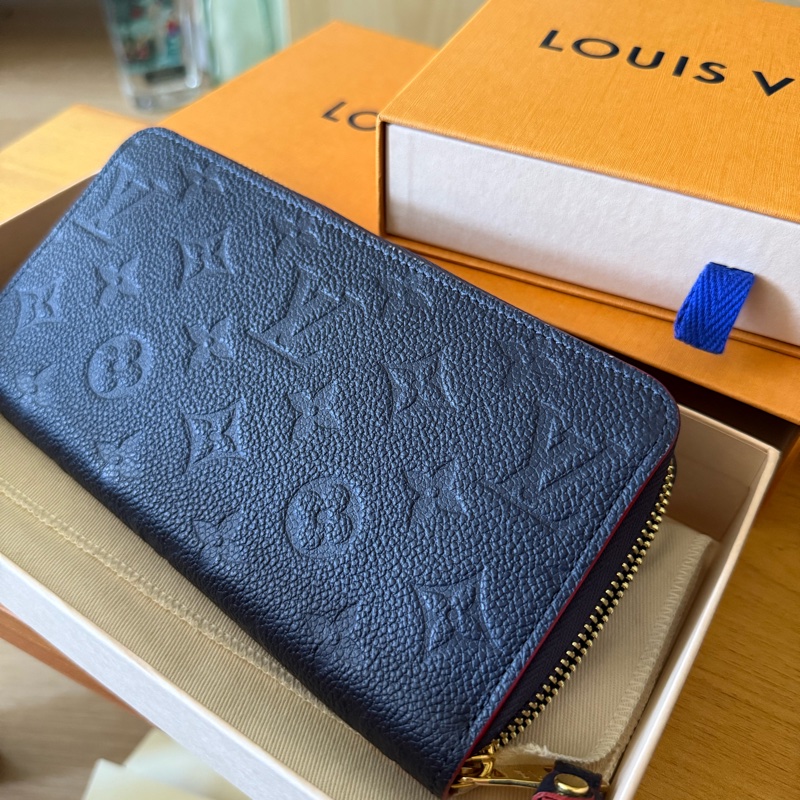 LV長夾 深藍色拼深红色 全皮老花壓紋拉鏈長夾 男女適用-0