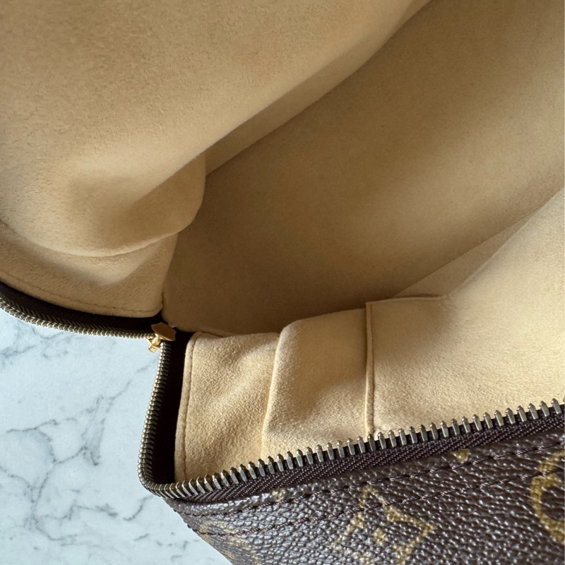 LV花紋烏瑪舒曼包pm-44