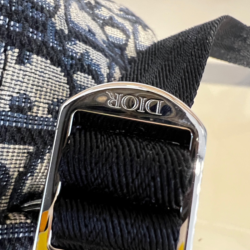 Dior 藍緹花拼黑牛皮Rider Mini金釦手提後背包-17