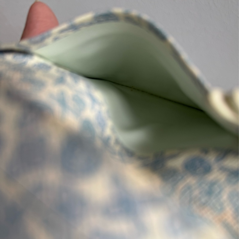 LV花紋內白/藍釦式短夾-31