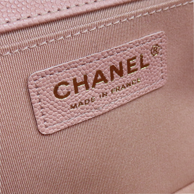 粉紅色 荔枝紋牛皮  Boy25cm 金扣 鍊帶 肩背包【CHANEL 香奈兒】 A67086-7