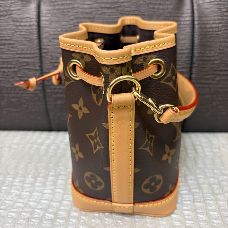 LV 原花金釦Nano Noe水桶包M81266-2
