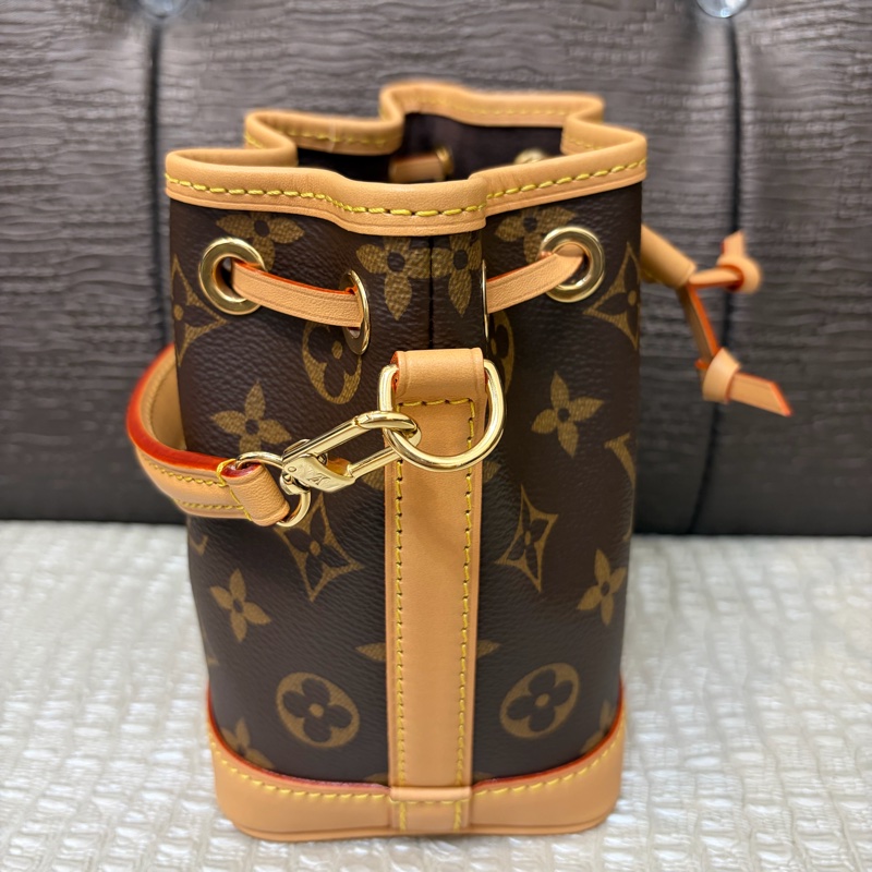 LV 原花金釦Nano Noe水桶包M81266-4