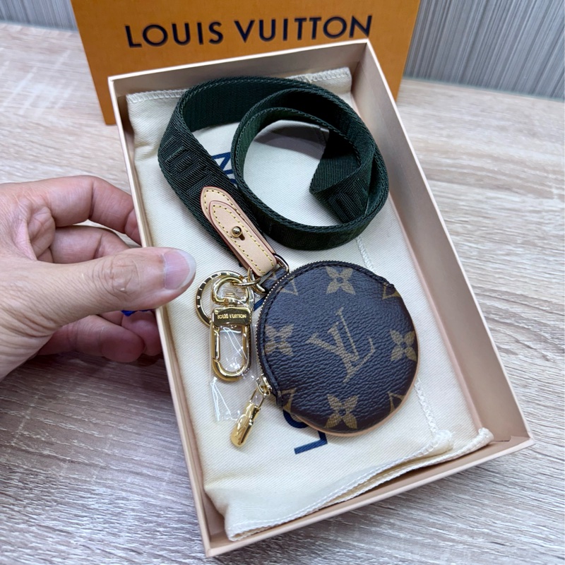 LV M69556  MULTI POCHETTE 掛繩鑰匙扣零錢包-0