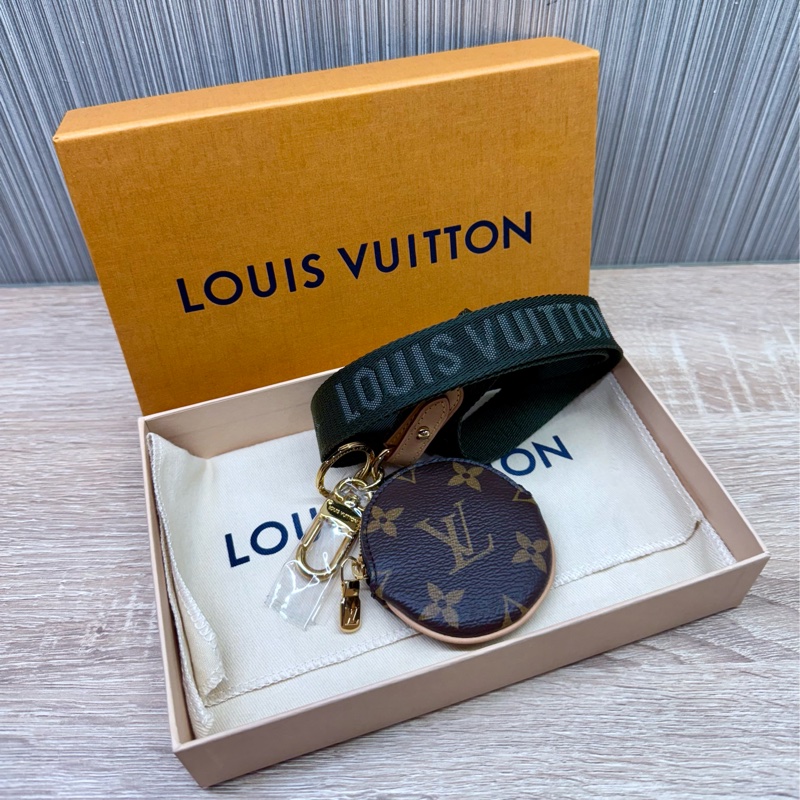 LV M69556  MULTI POCHETTE 掛繩鑰匙扣零錢包-1