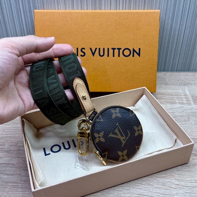LV M69556  MULTI POCHETTE 掛繩鑰匙扣零錢包-6
