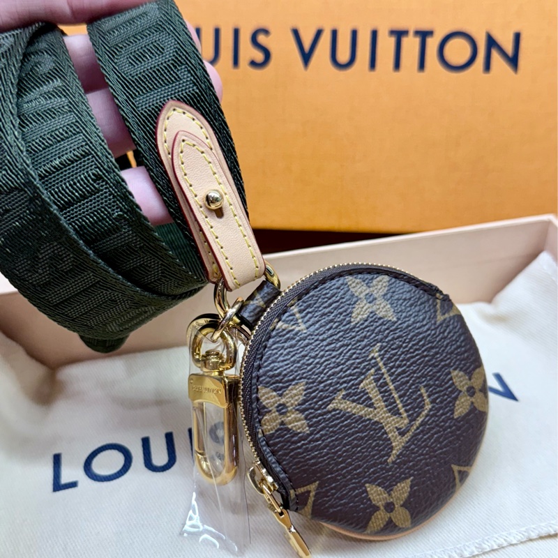 LV M69556  MULTI POCHETTE 掛繩鑰匙扣零錢包-7