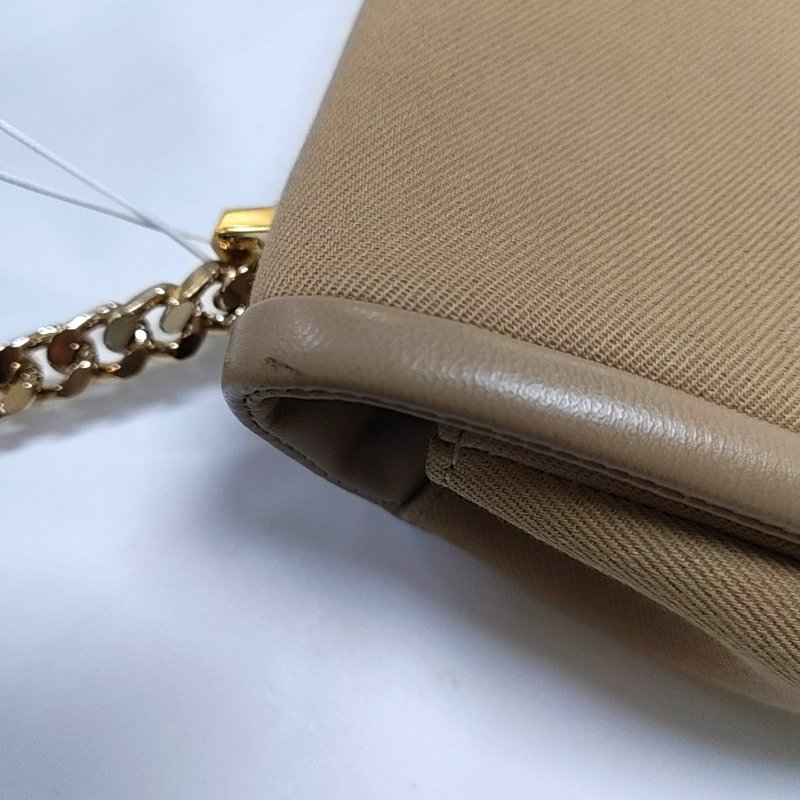 BURBERRY Lola 小號 卡其色織物絎縫斜挎包單肩包 金色五金-7