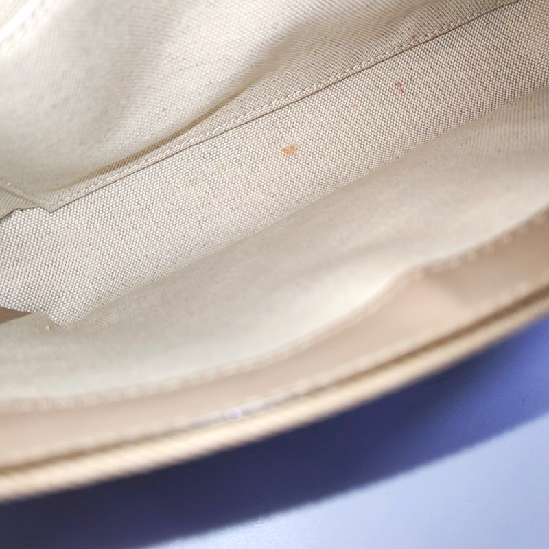 BURBERRY Lola 小號 卡其色織物絎縫斜挎包單肩包 金色五金-11