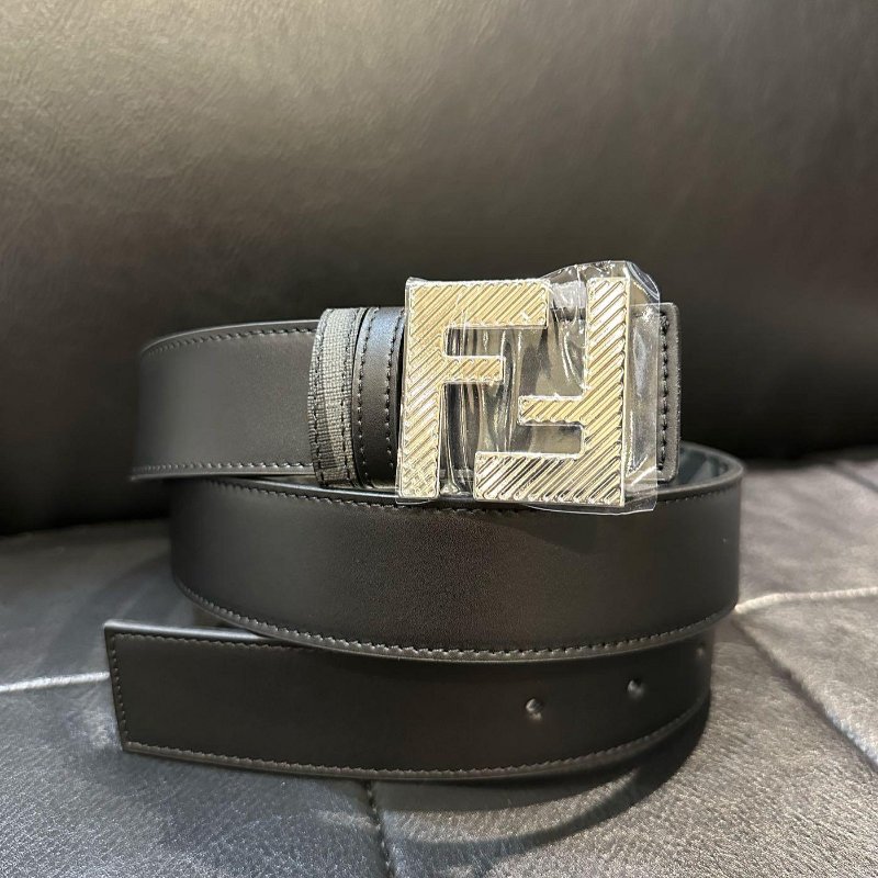 💎Han's house精品服飾💎Fendi 芬迪 雙面用 皮帶 寬 3.5 CM 意大利製 現貨 90 ~ 100 原價19400-6