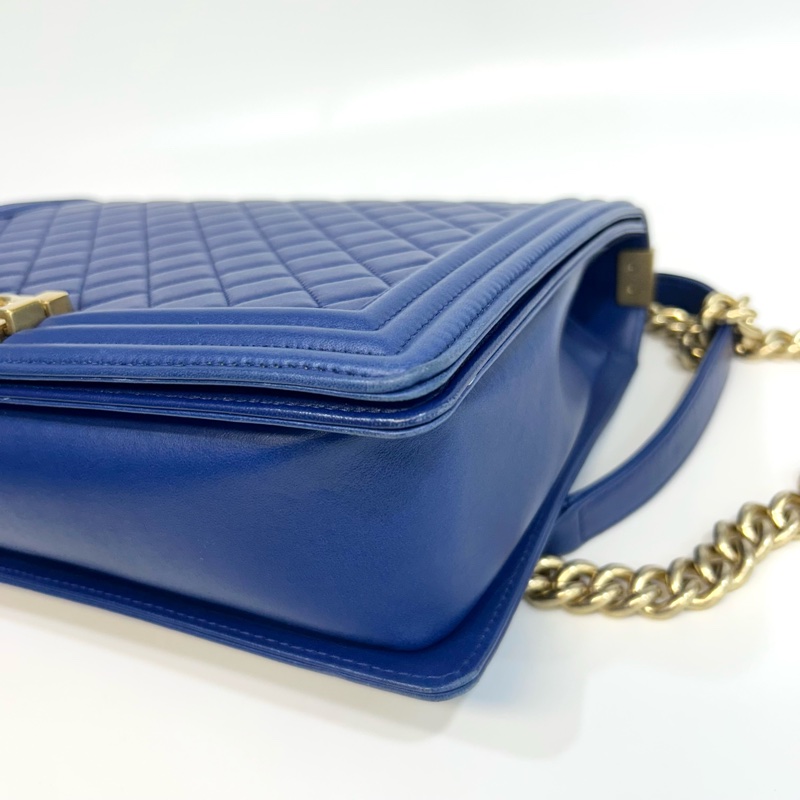 CHANEL深藍羊皮菱格紋金釦Boy30cmA67087-12