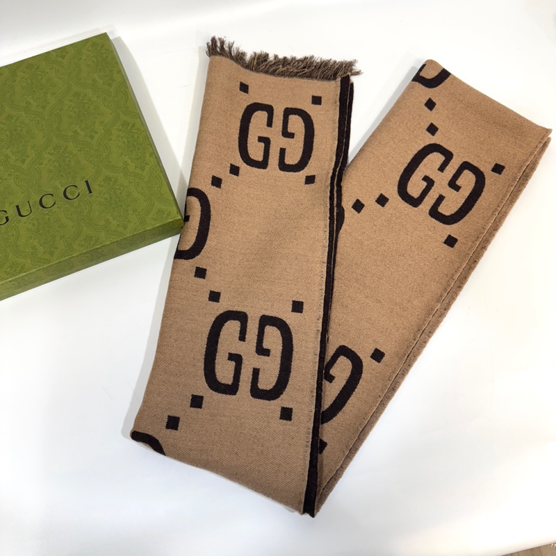GUCCI卡其深棕雙面GG緹花羊毛圍巾495592-3
