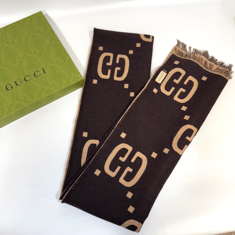 GUCCI卡其深棕雙面GG緹花羊毛圍巾495592-4