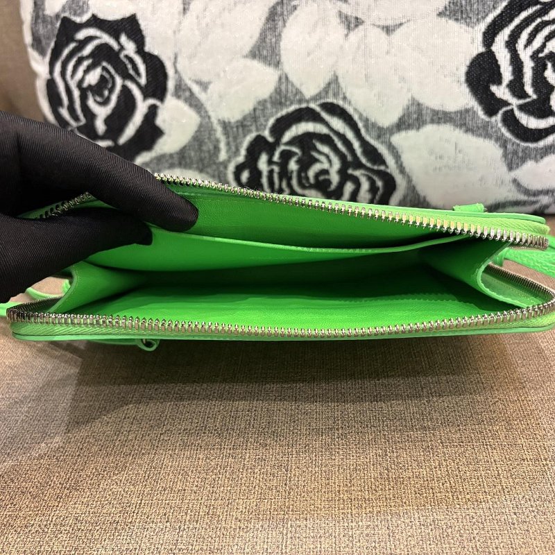 *SHIHNA名牌精品* Balenciaga Neo Classic City 小手拿 螢光綠-5