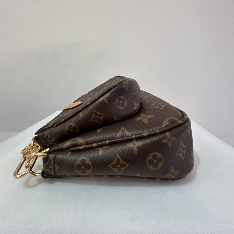 LV(M)綠背帶三合一二用包-4