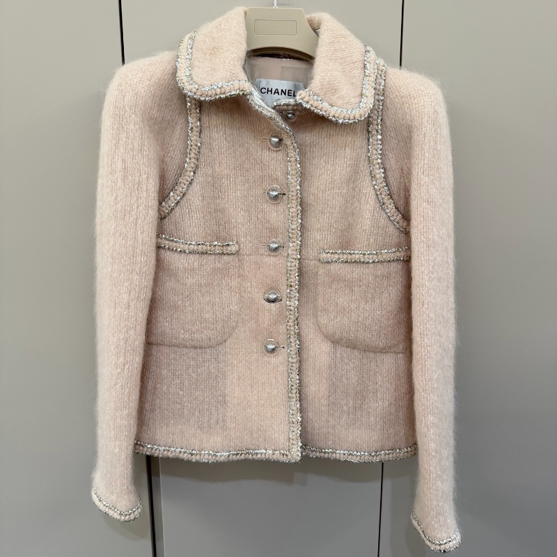 ❤️ CHANEL 秀款經典外套-0