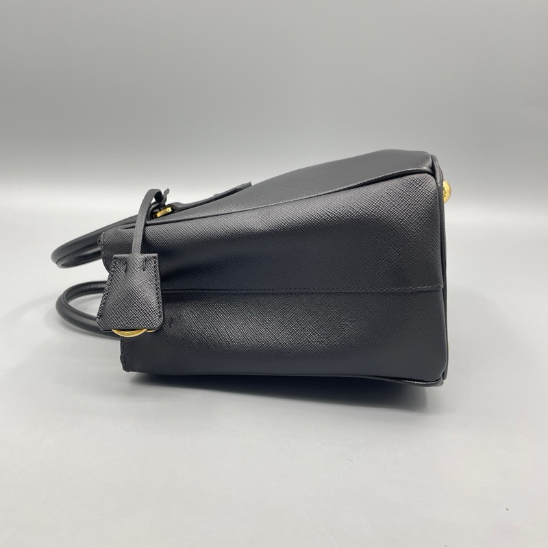 prada黑金殺手包-3