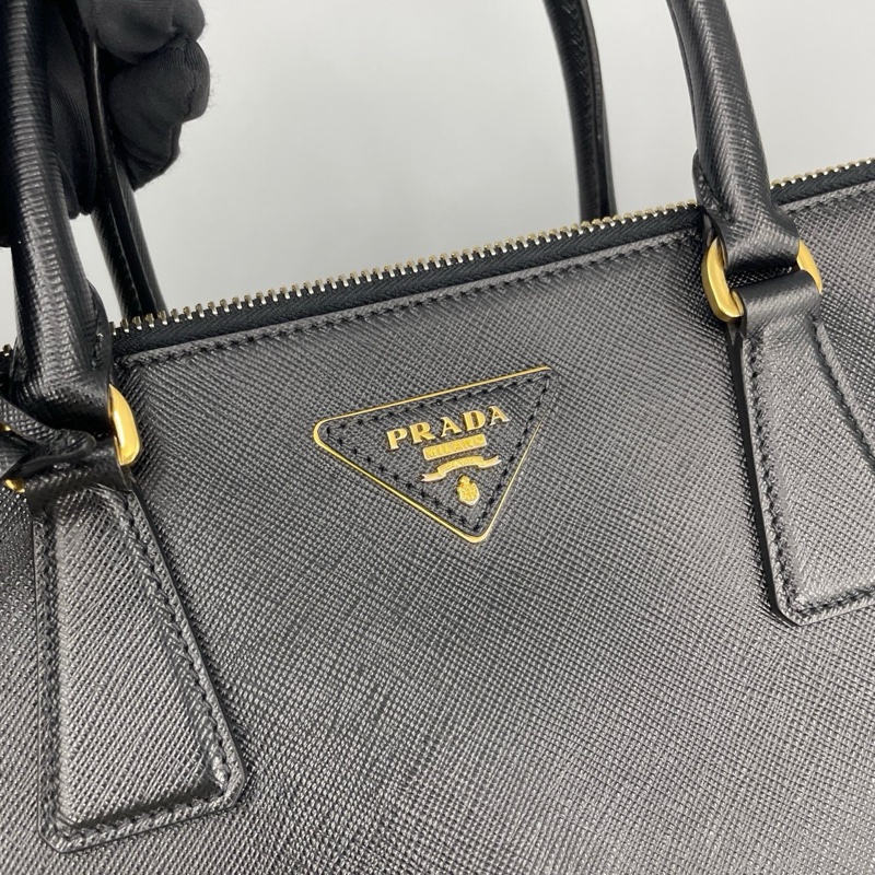 prada黑金殺手包-5