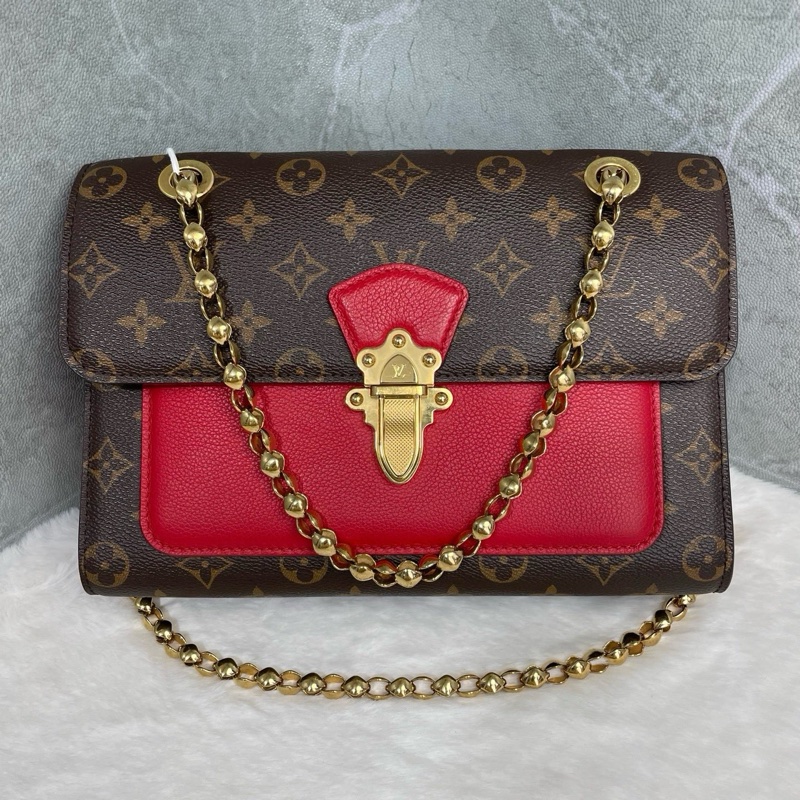 LV老花維多利亞 紅色-0