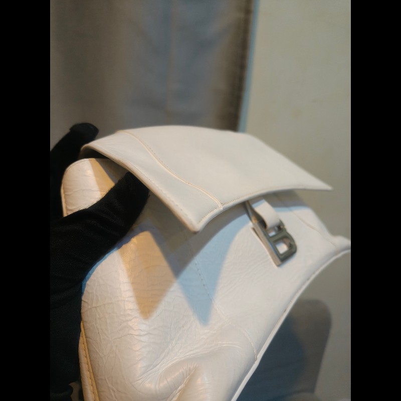 🔥年終狂降🔥【限時降價只到12/31（原26,800）】【8成新】㊣✨BALENCIAGA✨巴黎世家 白色 沙漏包 牛皮 鎖鏈 背帶 肩背包 腋下包/二手包/二手精品/保證正品🌳二手樹屋🌳-16