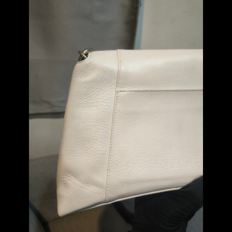 🔥年終狂降🔥【限時降價只到12/31（原26,800）】【8成新】㊣✨BALENCIAGA✨巴黎世家 白色 沙漏包 牛皮 鎖鏈 背帶 肩背包 腋下包/二手包/二手精品/保證正品🌳二手樹屋🌳-20