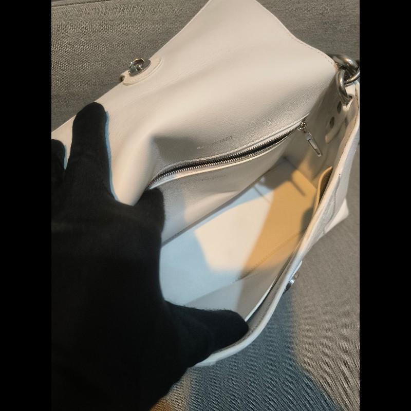 🔥年終狂降🔥【限時降價只到12/31（原26,800）】【8成新】㊣✨BALENCIAGA✨巴黎世家 白色 沙漏包 牛皮 鎖鏈 背帶 肩背包 腋下包/二手包/二手精品/保證正品🌳二手樹屋🌳-38